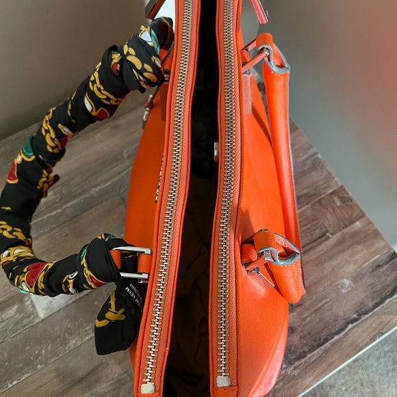 Calvin Klein Orange medium sized Tote bag - Picture 10 of 16